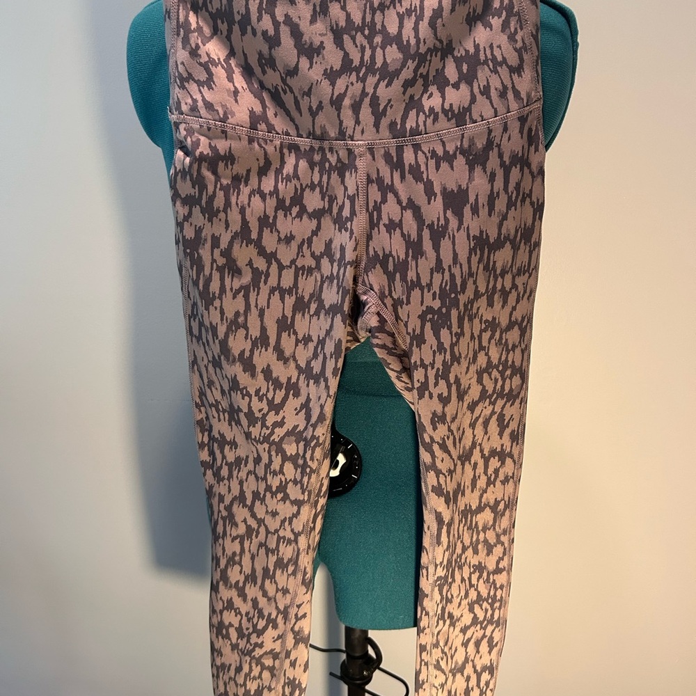 Pink and Gray Patterned Leggings